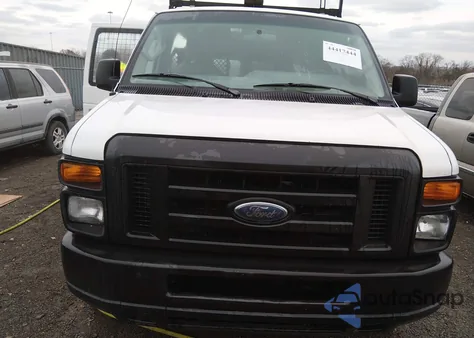 2010 Ford E-250 Commercial/Recreational z USA, uszkodzony, nr VIN 1FTNE2EL3ADA54022